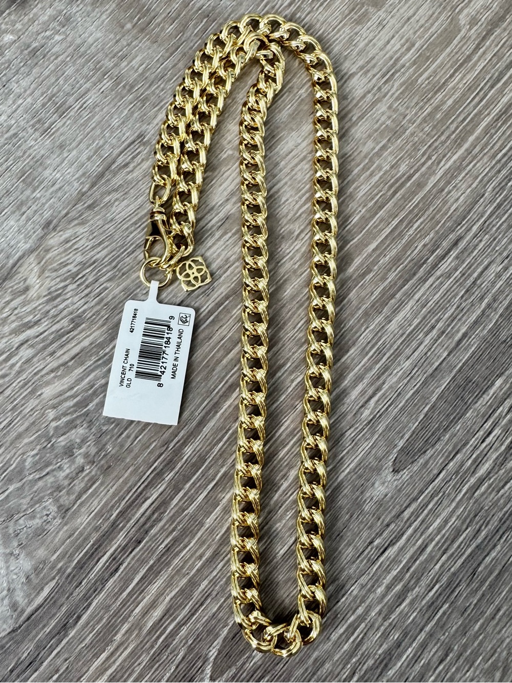 ✨ KENDRA SCOTT Vincent Gold 20” Chain Necklace - Picture 8 of 9